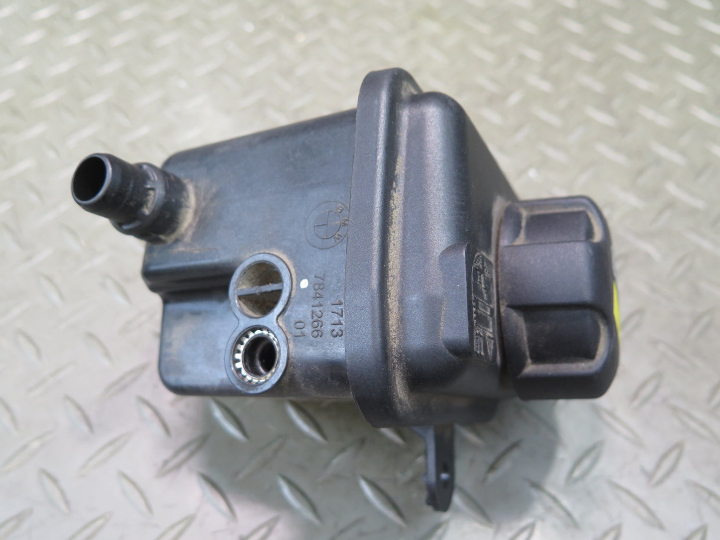2014-2018 BMW F15 X5 50IX AWD N63 Engine Coolant Expansion Overflow Reservoir