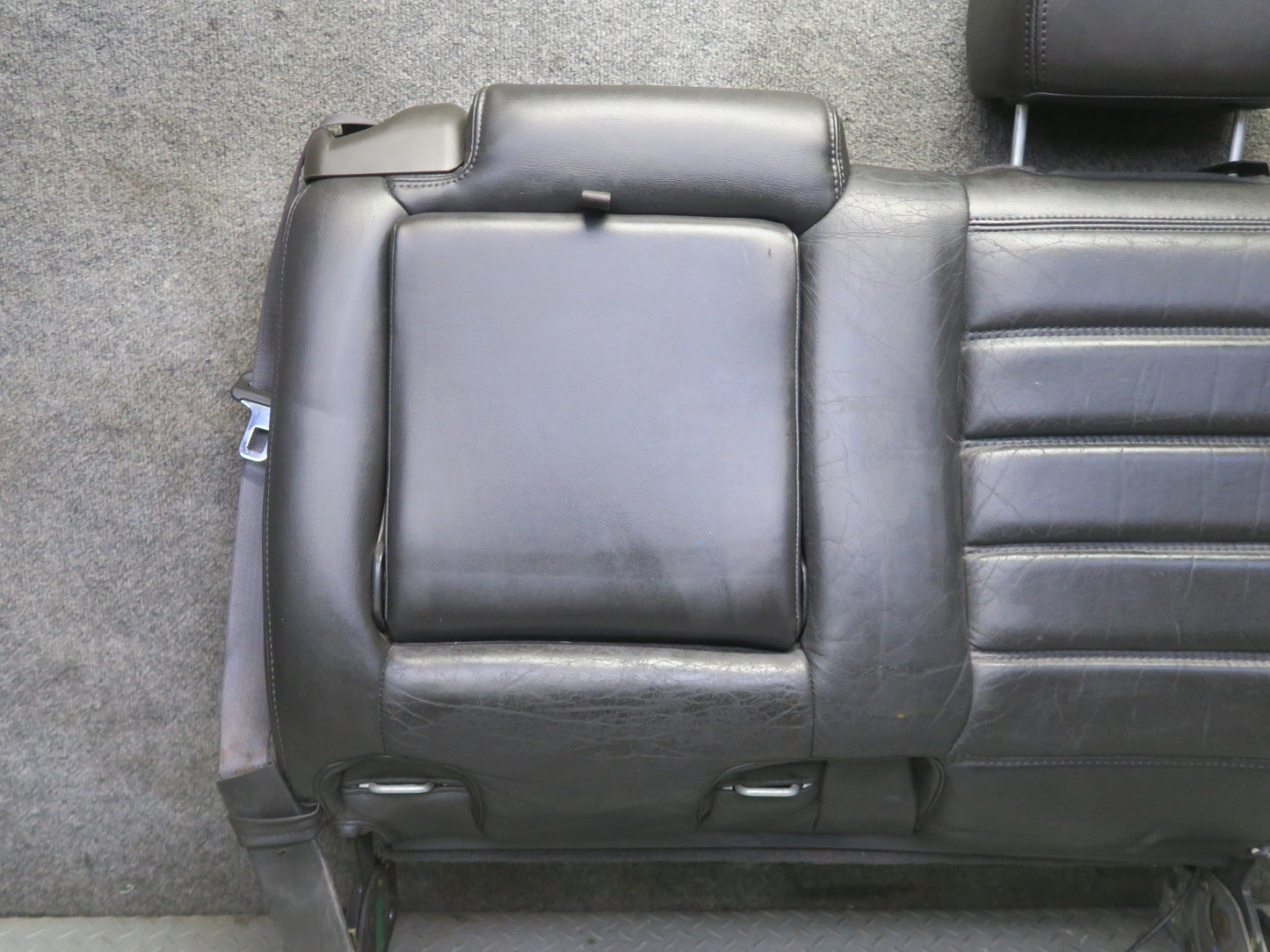 2005-2007 Hummer H2 Rear 2ND ROW Left Driver Side Seat Upper Cushion Leather