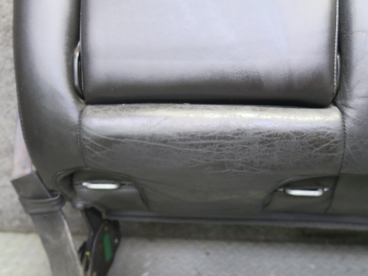 2005-2007 Hummer H2 Rear 2ND ROW Left Driver Side Seat Upper Cushion Leather