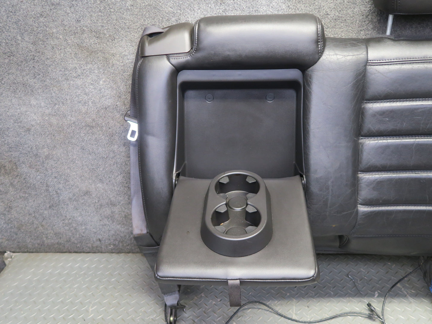 2005-2007 Hummer H2 Rear 2ND ROW Left Driver Side Seat Upper Cushion Leather