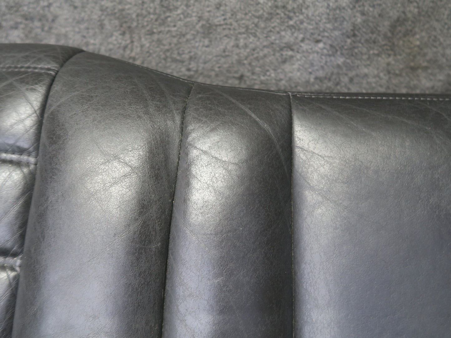 2005-2007 Hummer H2 Rear 2ND ROW Left Driver Side Seat Lower Cushion Leather
