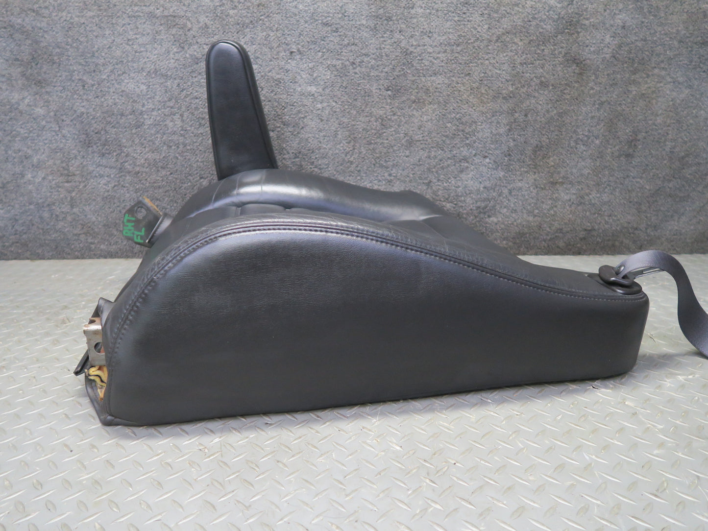 2005-2007 Hummer H2 Front Left Driver Side Seat Upper Cushion Leather