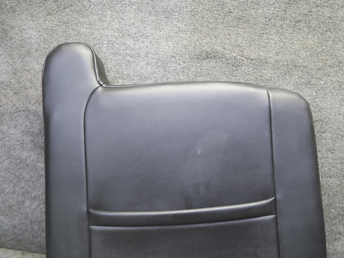 2005-2007 Hummer H2 Front Left Driver Side Seat Upper Cushion Leather