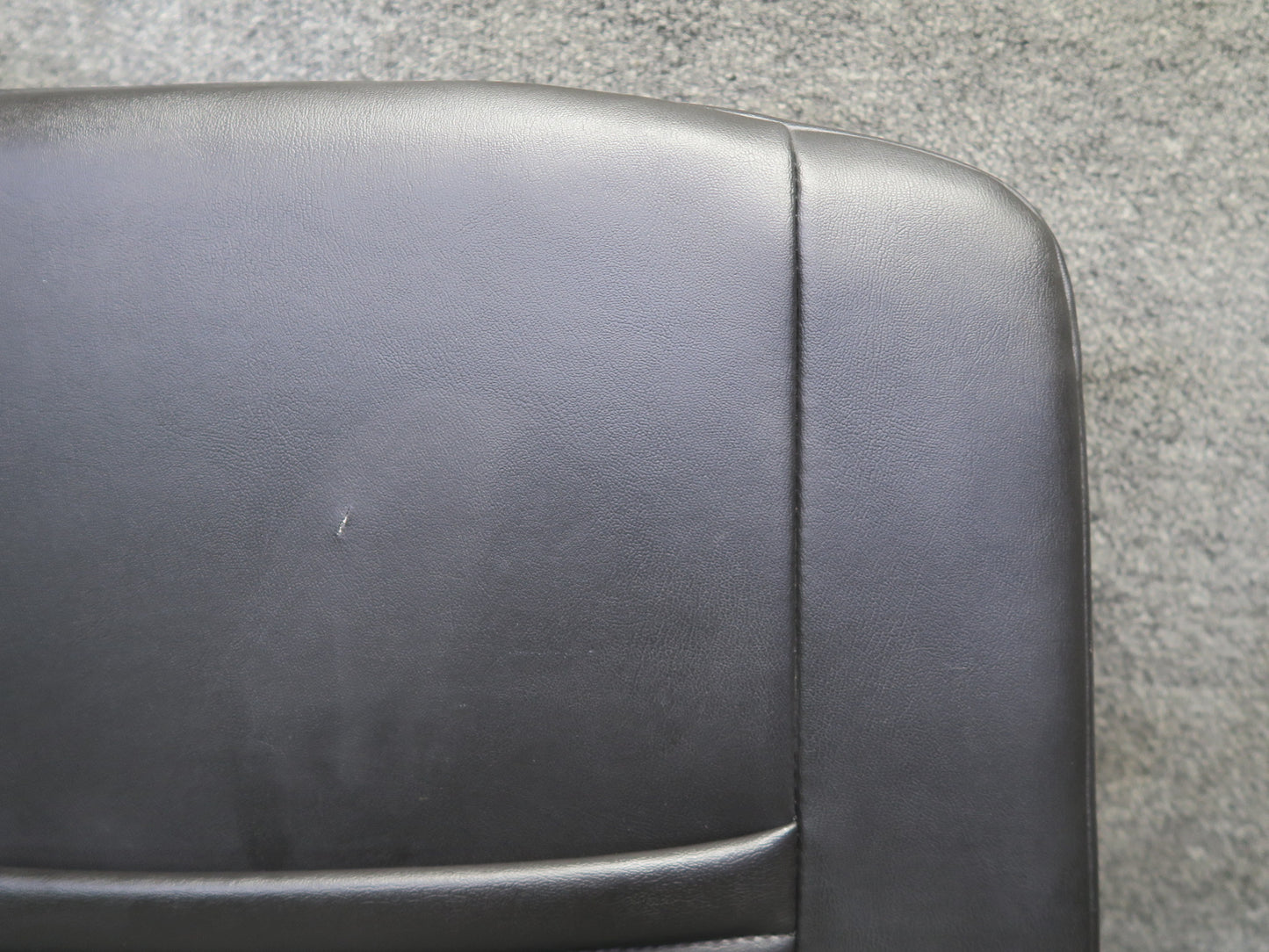 2005-2007 Hummer H2 Front Left Driver Side Seat Upper Cushion Leather