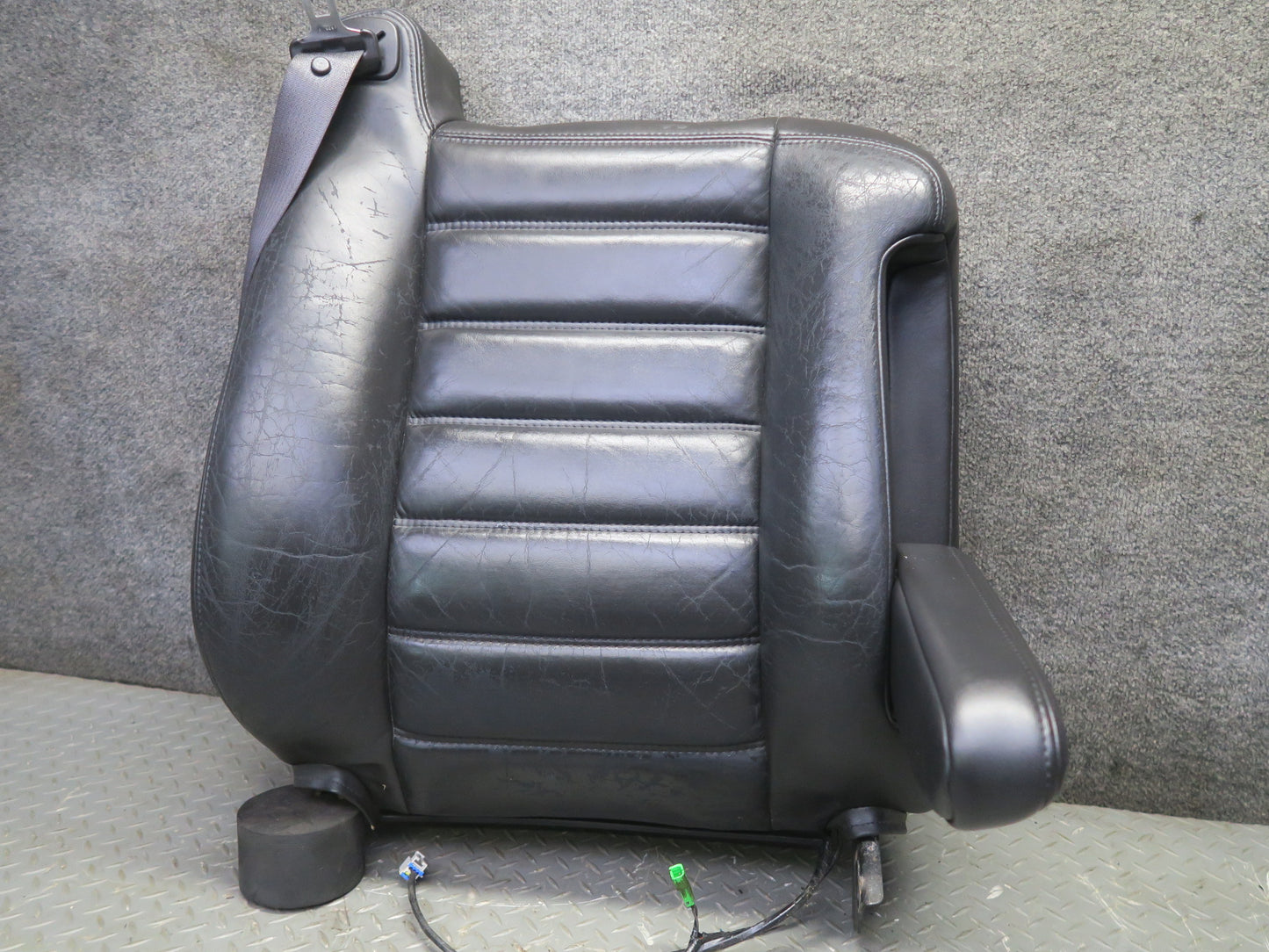 2005-2007 Hummer H2 Front Right Passenger Side Seat Upper Cushion Leather
