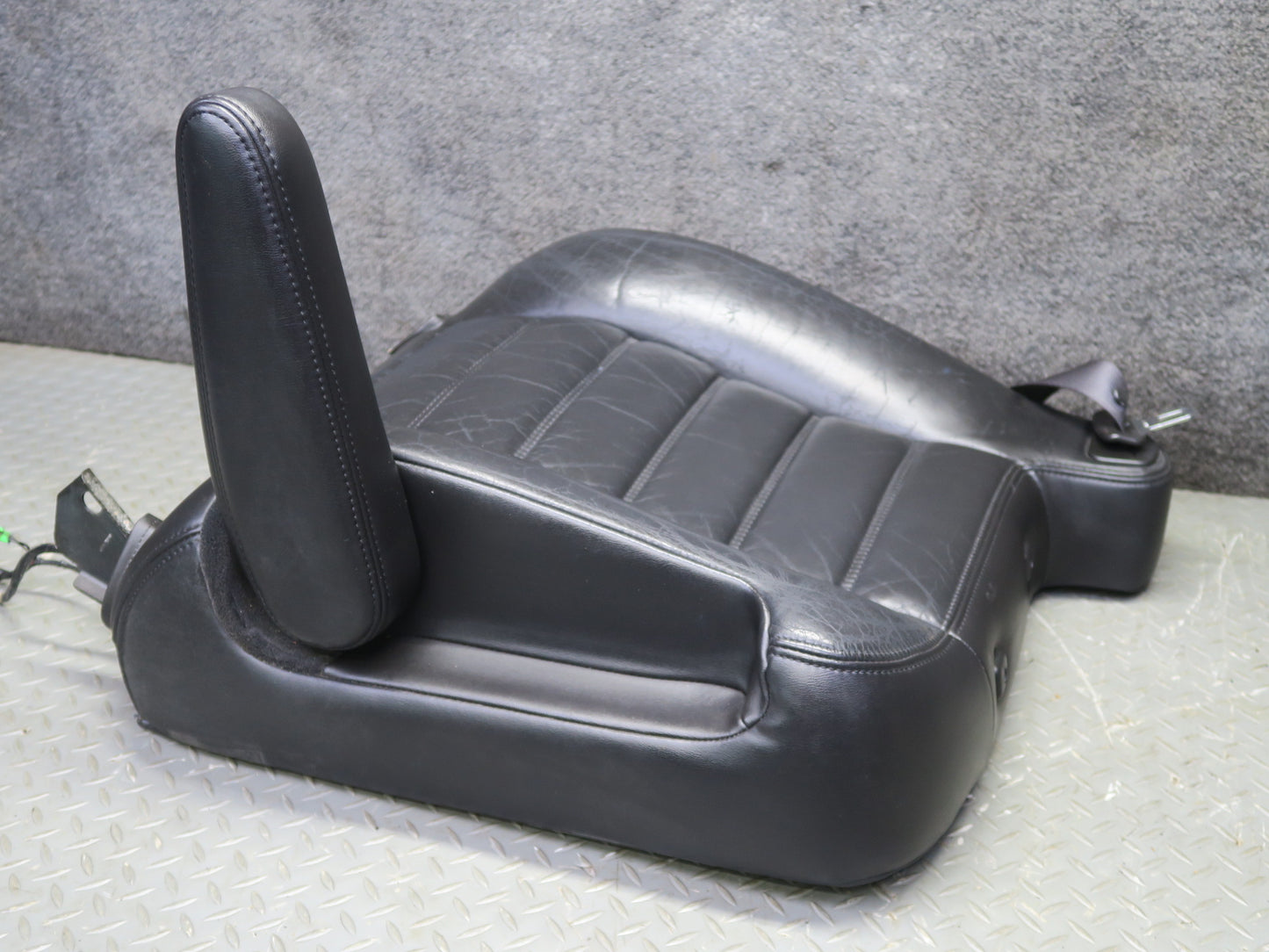 2005-2007 Hummer H2 Front Right Passenger Side Seat Upper Cushion Leather