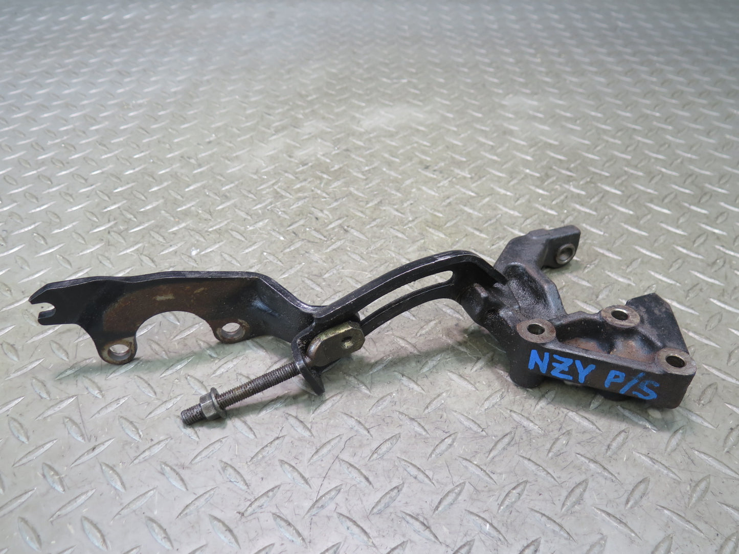 84-89 Nissan Z31 300ZX Power Steering Pump Mount Bracket Support OEM
