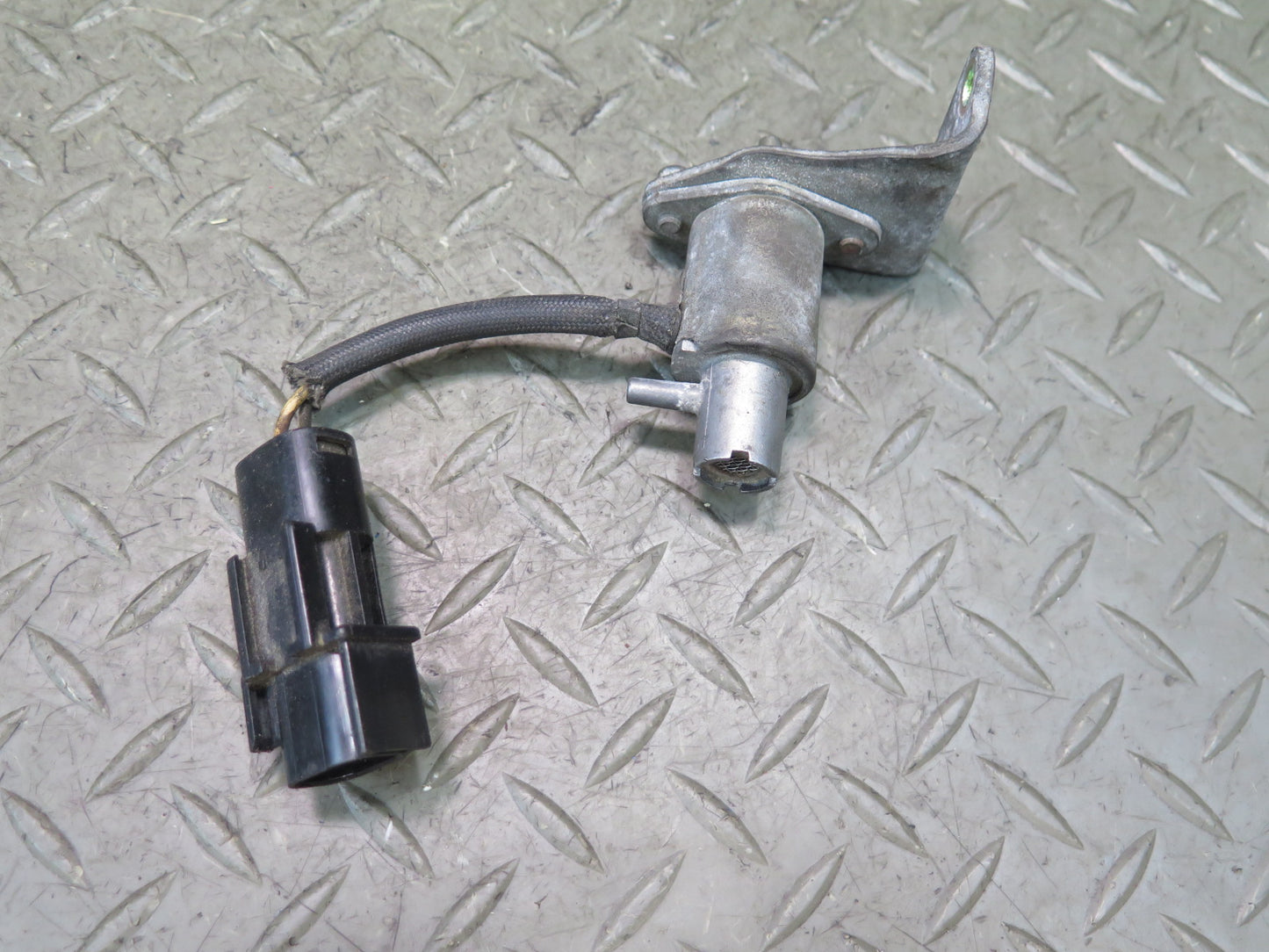 84-89 Nissan Z31 300ZX 3.0L VG30E NA Engine EGR AIV Control Valve Solenoid OEM
