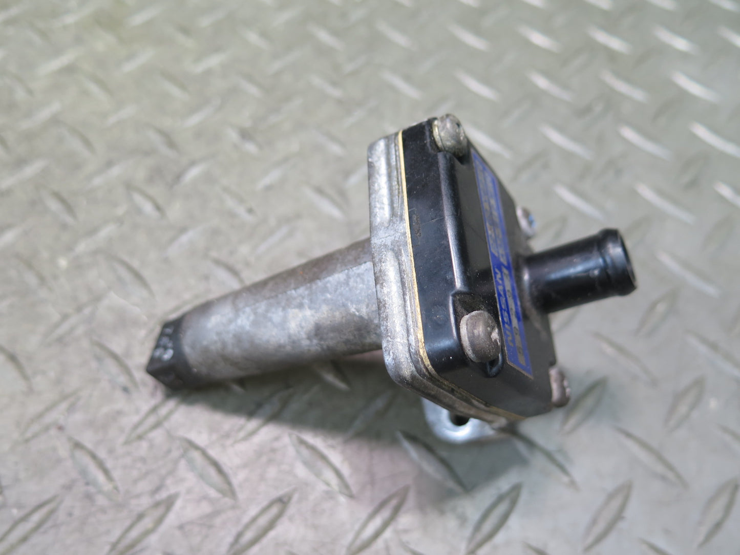 84-89 Nissan Z31 300ZX NA Idle Air Control Valve Solenoid Set OEM