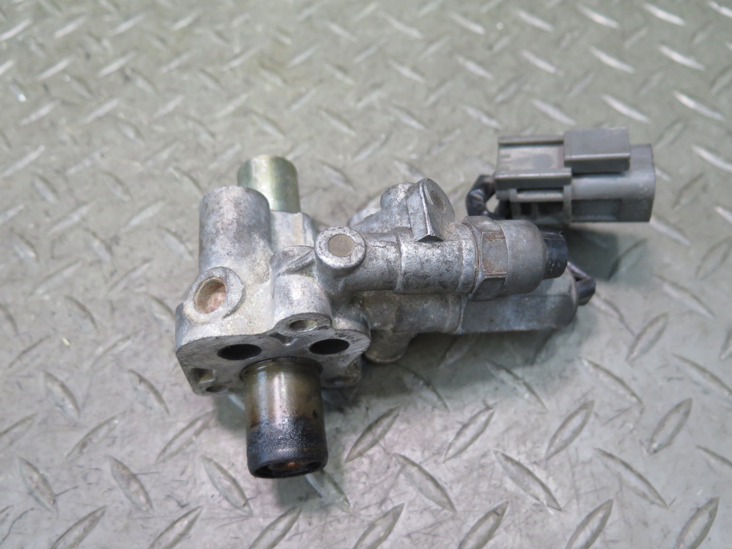 84-89 Nissan Z31 300ZX NA Idle Air Control Valve Solenoid Set OEM