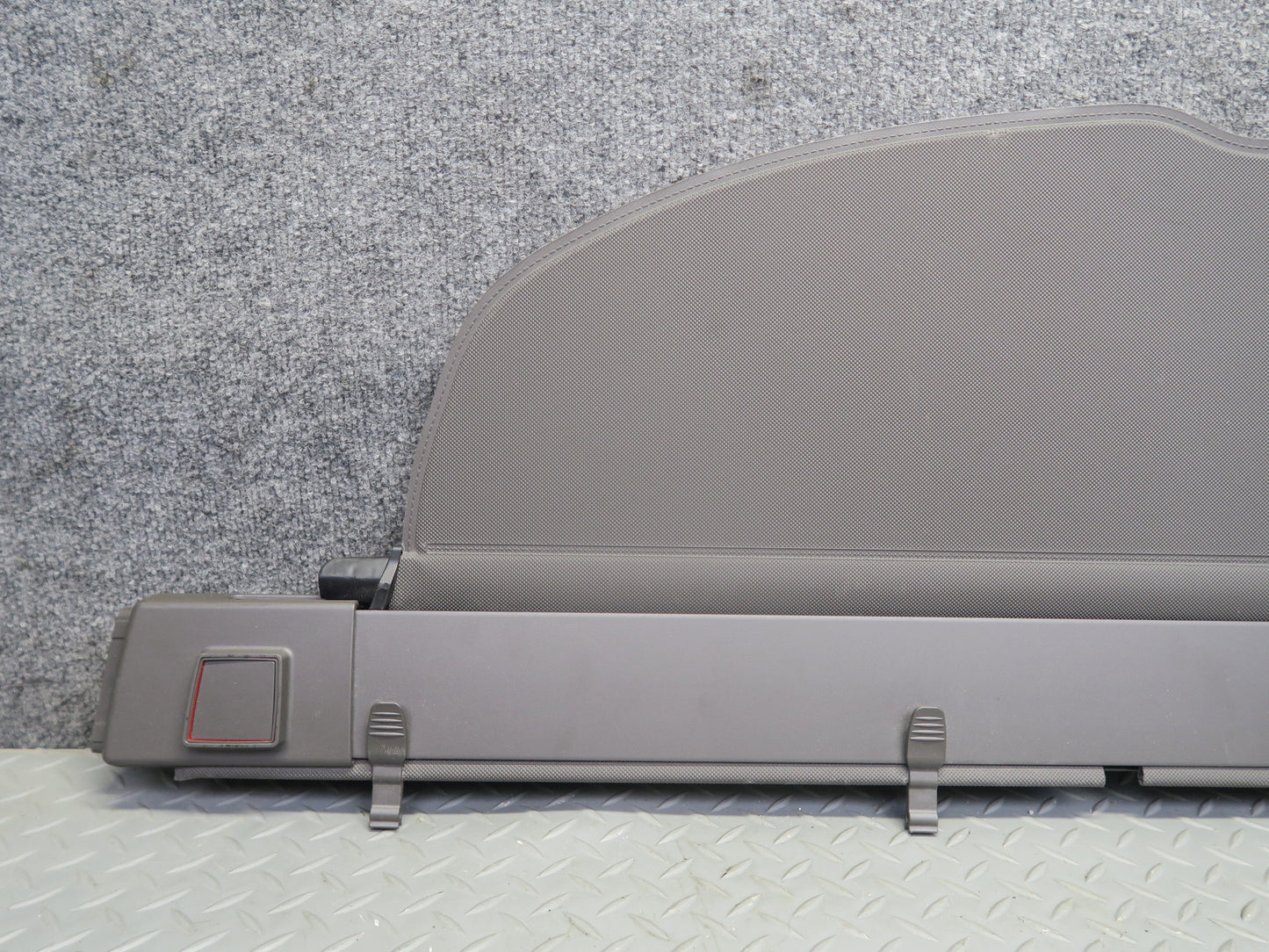 2011-2018 Porsche Cayenne 958 Rear Trunk Cargo Luggage Roller Cover Brown