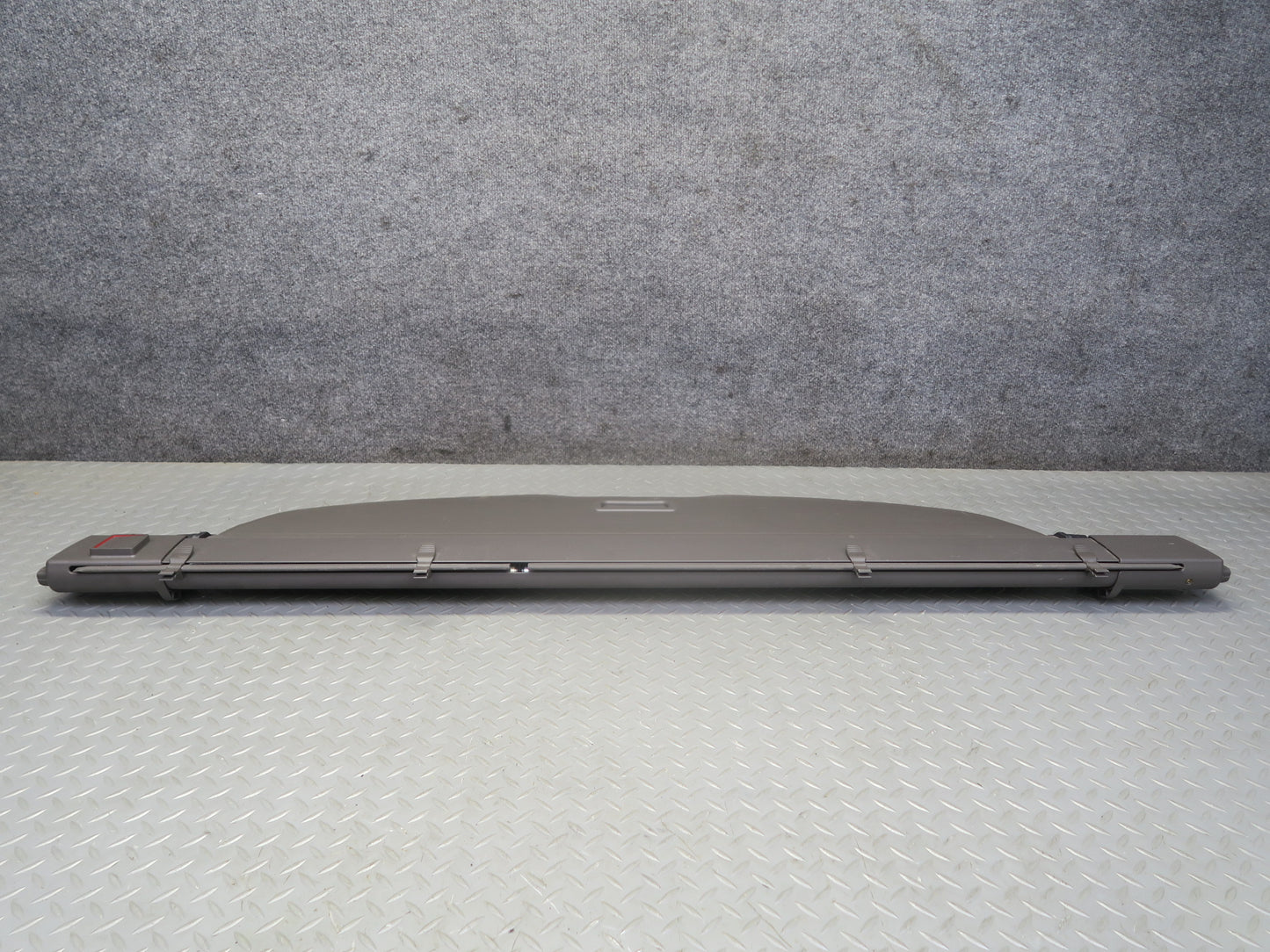 2011-2018 Porsche Cayenne 958 Rear Trunk Cargo Luggage Roller Cover Brown