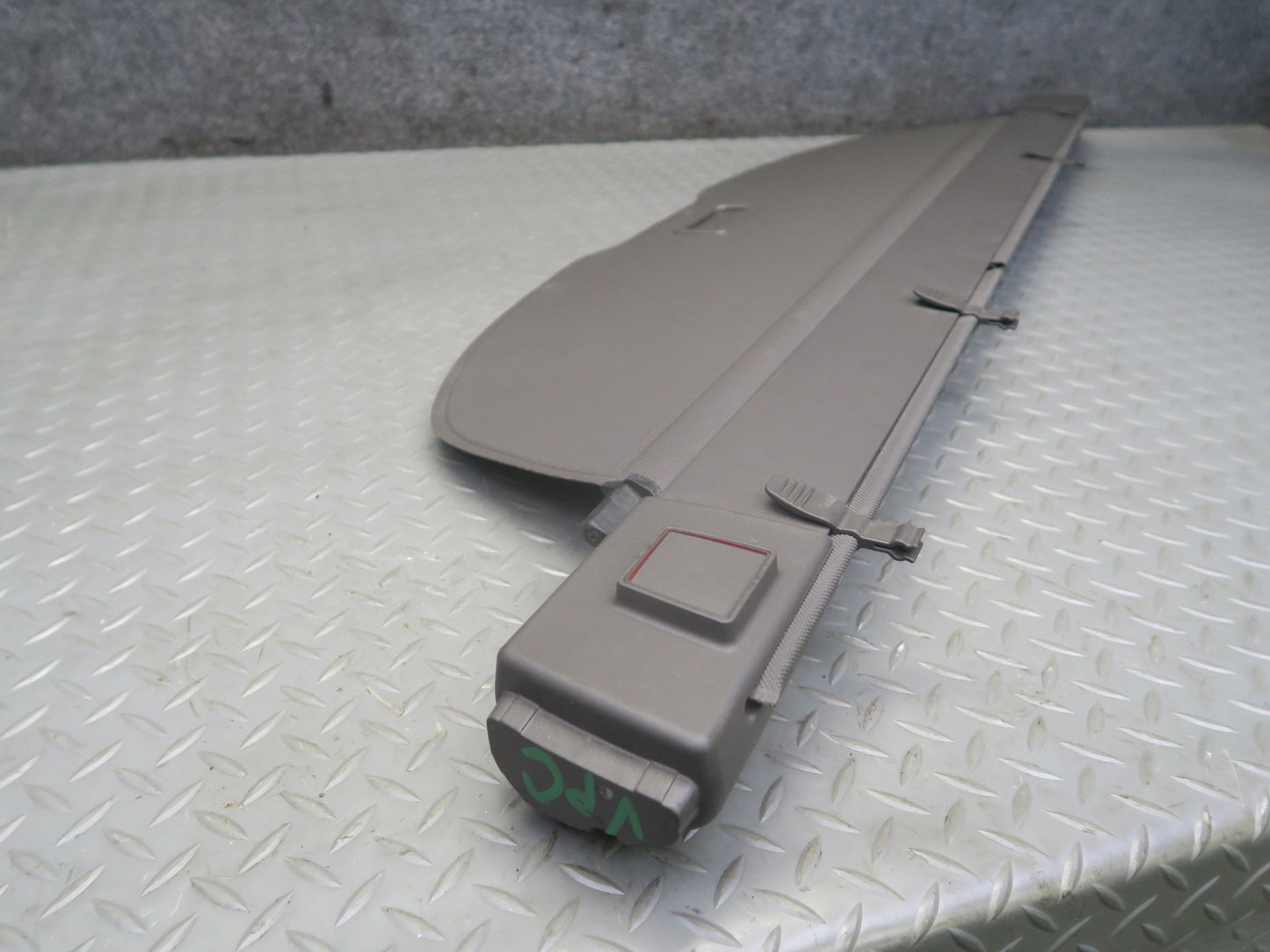 2011-2018 Porsche Cayenne 958 Rear Trunk Cargo Luggage Roller Cover Brown