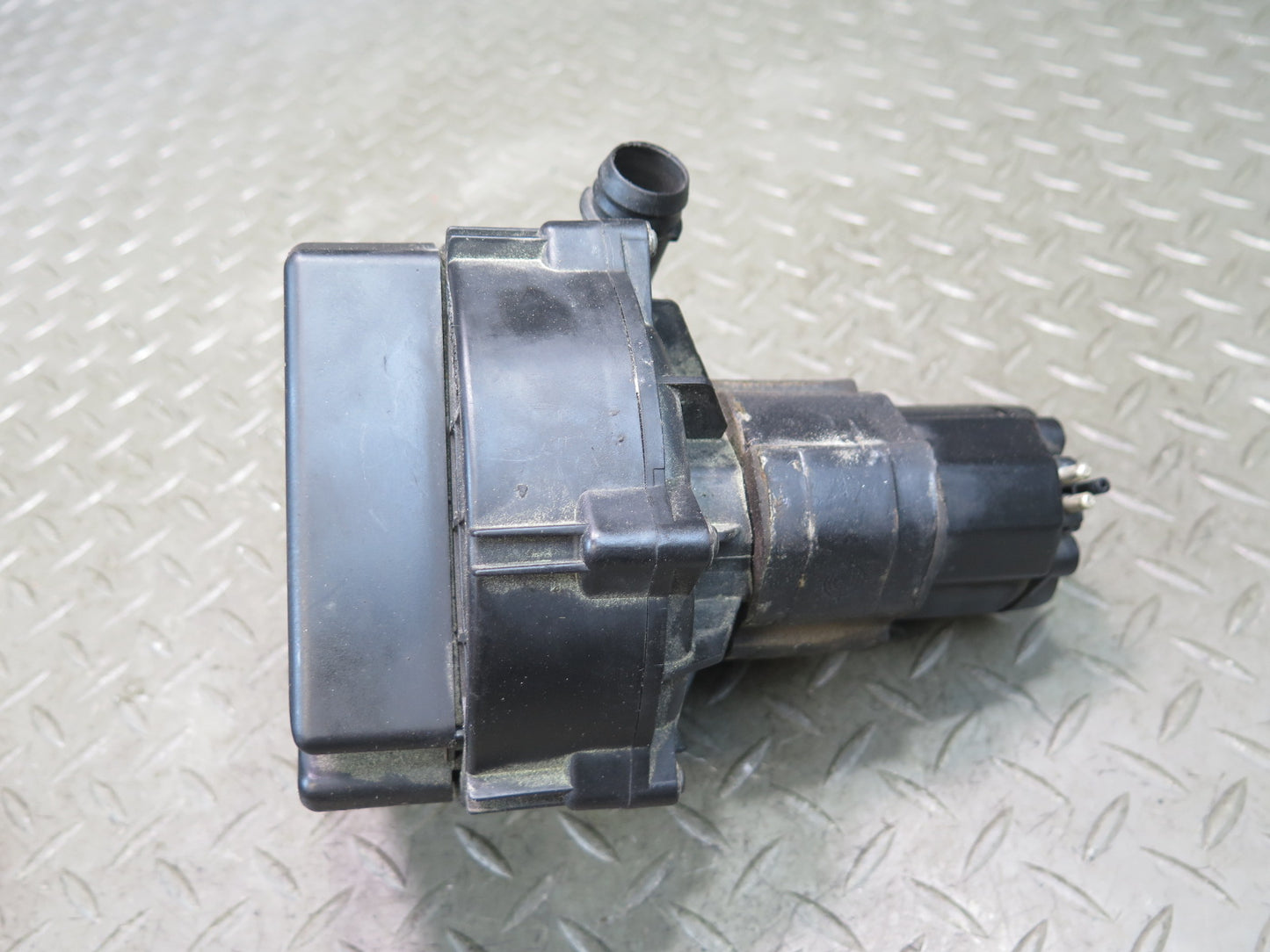 2002-2005 Mercedes W463 G500 Secondary Air Injection Smog Pump 0001403785