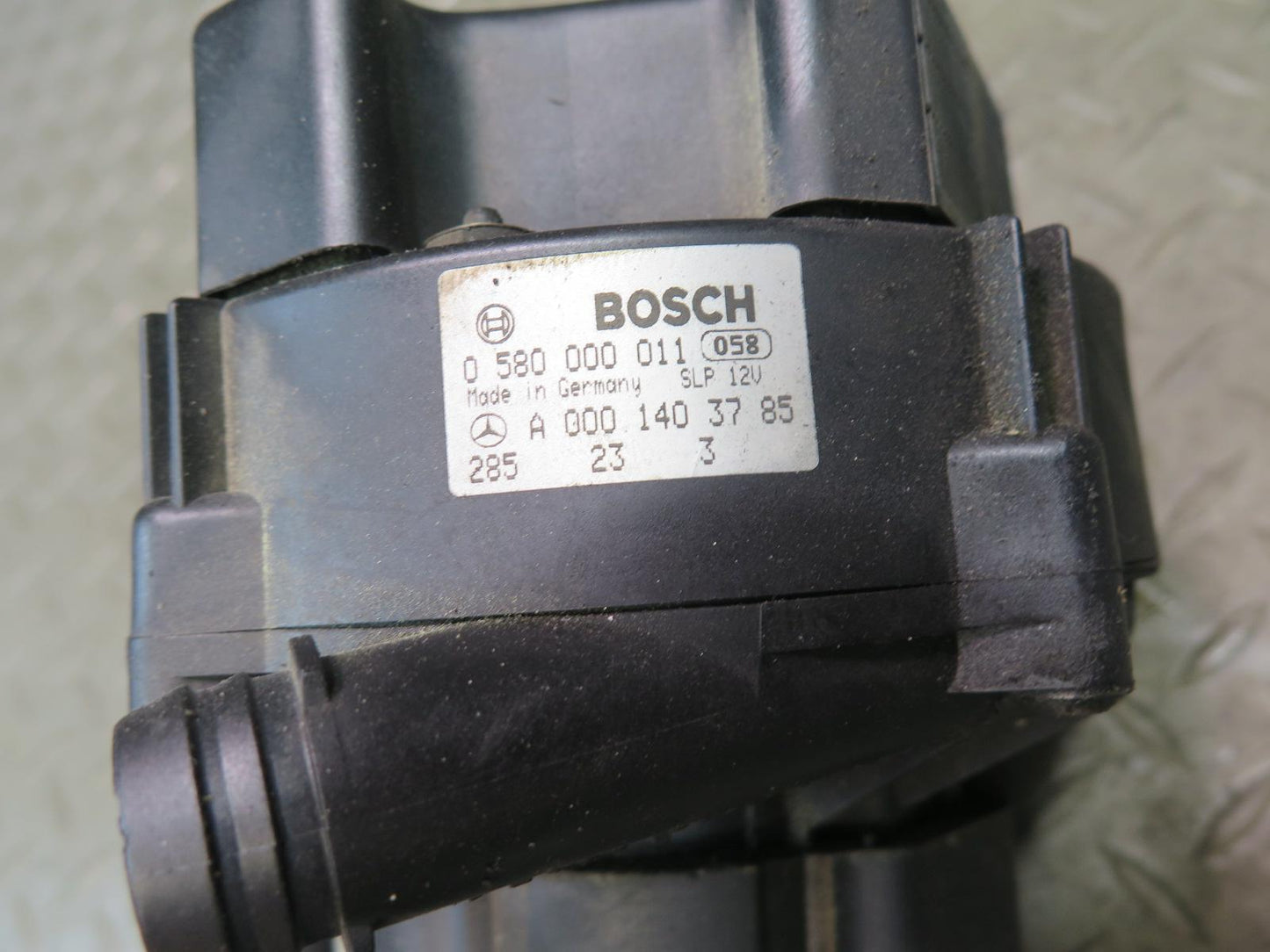 2002-2005 Mercedes W463 G500 Secondary Air Injection Smog Pump 0001403785