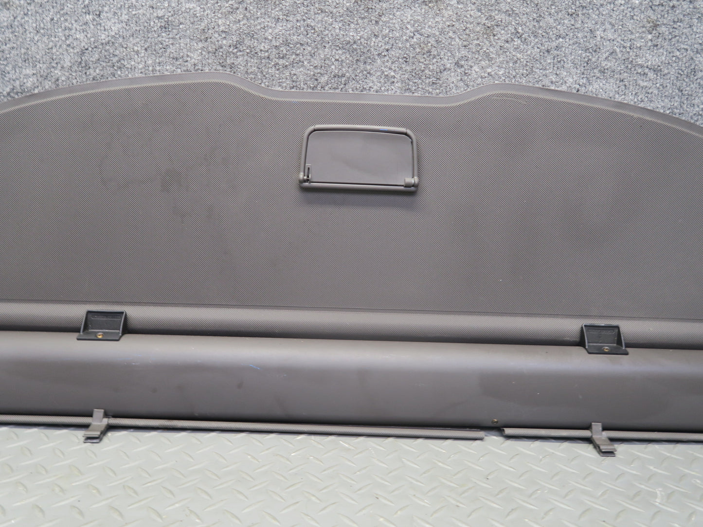 2011-2018 Porsche Cayenne 958 Rear Trunk Cargo Luggage Roller Cover Brown