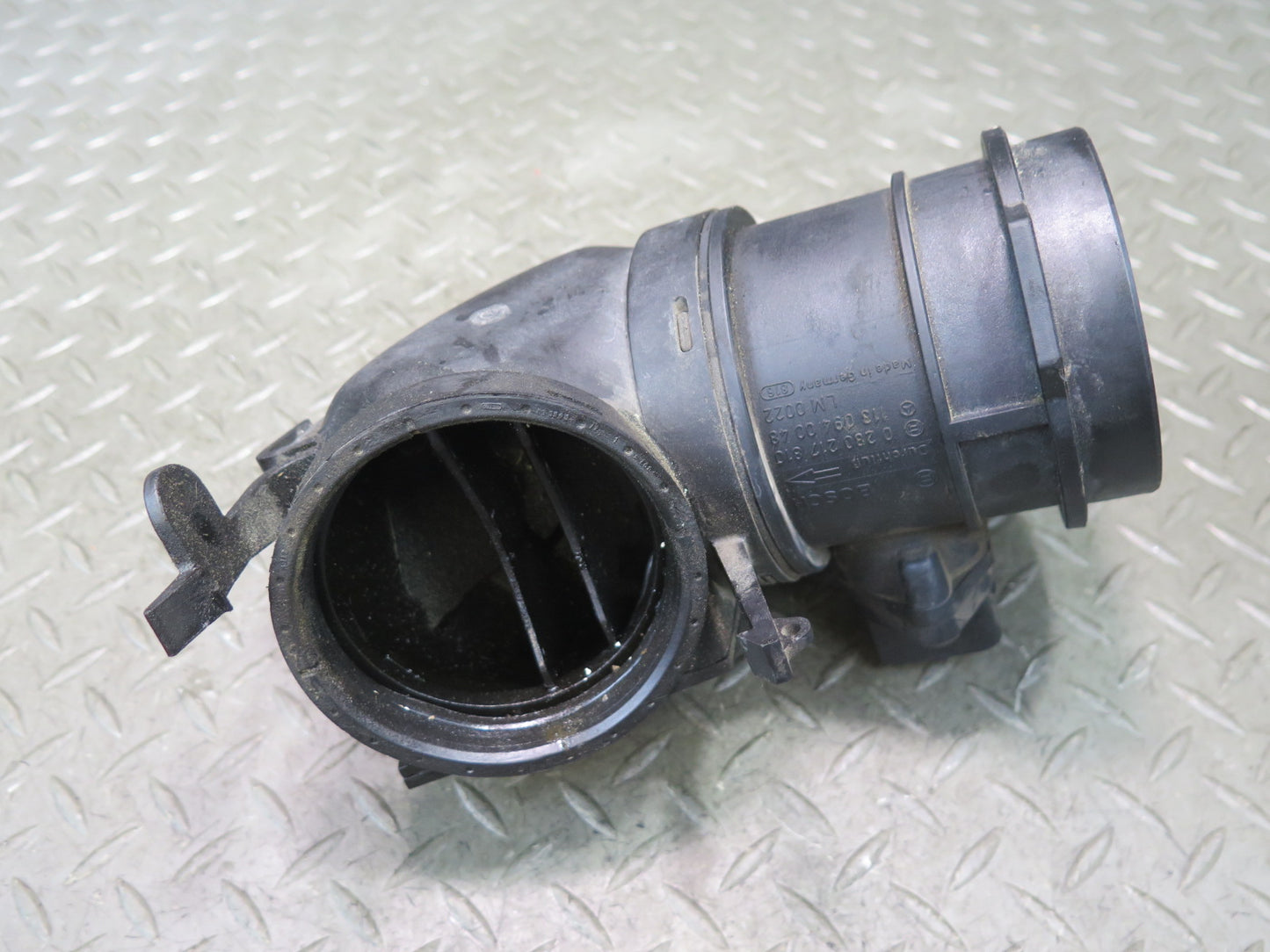 2002-2005 Mercedes W463 G500 M113 Mass Air Flow Meter MAF Sensor w Duct