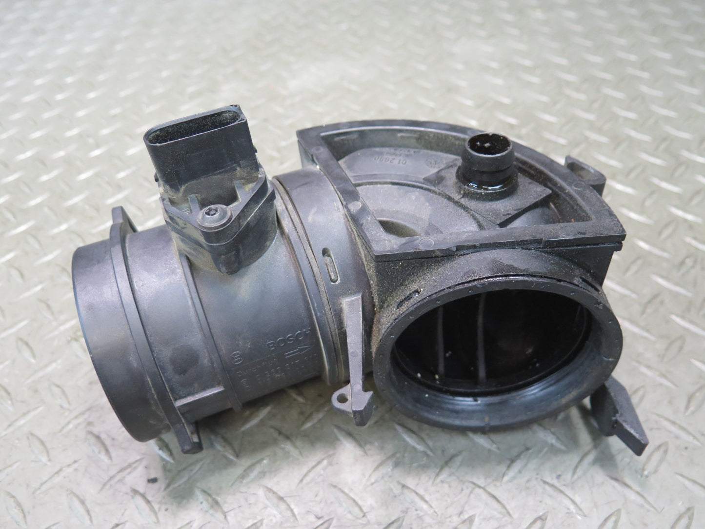 2002-2005 Mercedes W463 G500 M113 Mass Air Flow Meter MAF Sensor w Duct
