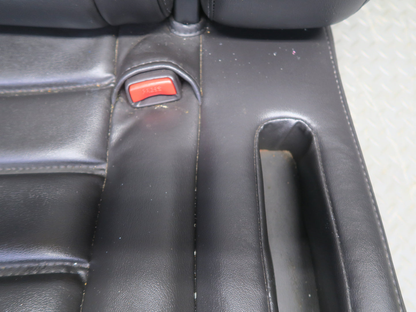 2005-2007 Hummer H2 Rear 3RD ROW Right Side Seat Lower Upper Cushion Leather