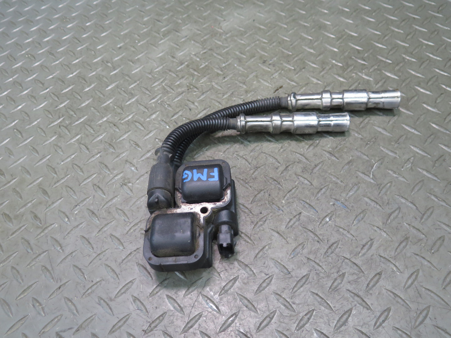 2002-2007 Mercedes W463 G500 M113 Ignition Coil Spark Plug