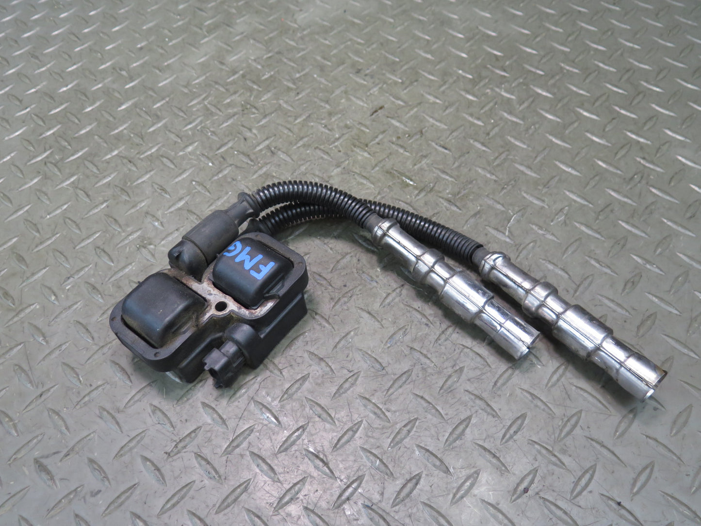 2002-2007 Mercedes W463 G500 M113 Ignition Coil Spark Plug