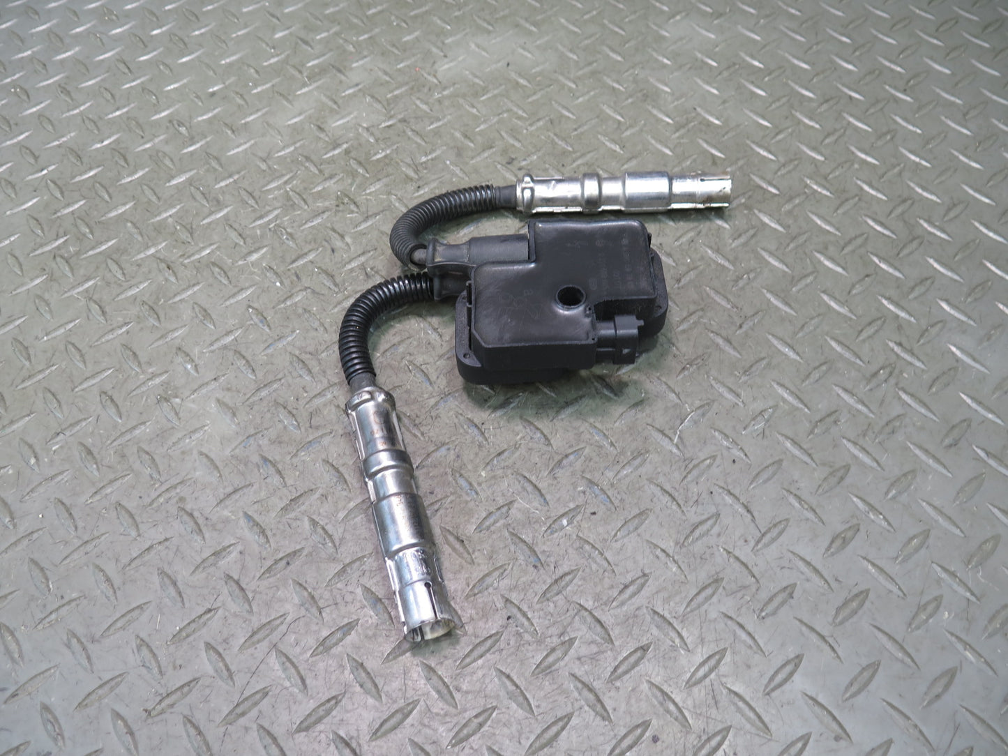 2002-2007 Mercedes W463 G500 M113 Ignition Coil Spark Plug