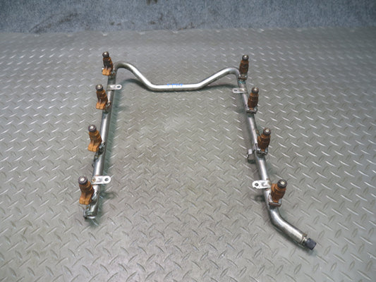 2002-2005 Mercedes W463 G500 Fuel Rail Injector Set