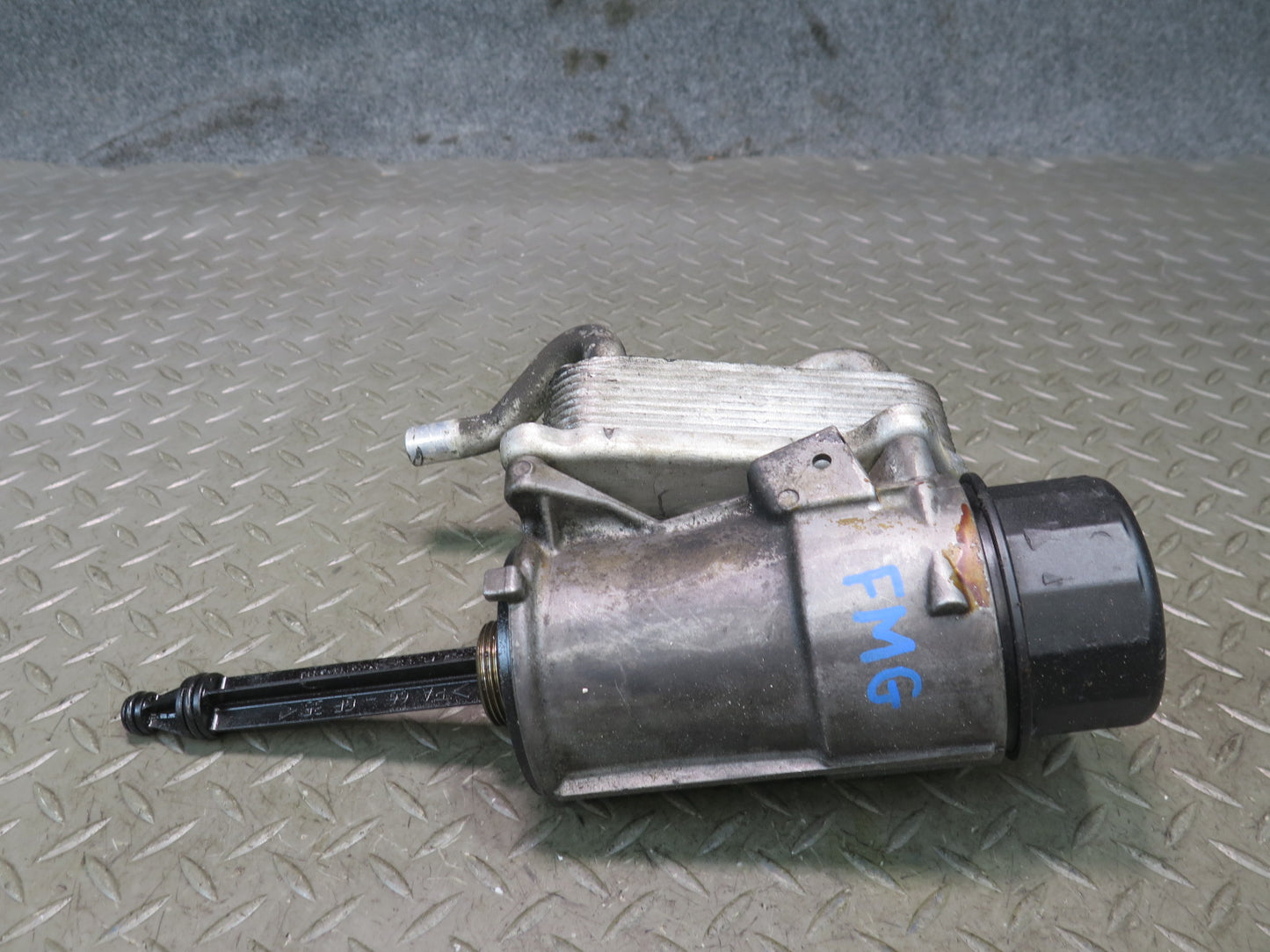 2002-2005 Mercedes W463 G500 M113 Engine Oil Filter Housing w Oil Cooler