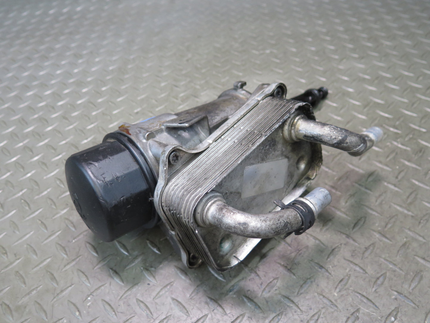 2002-2005 Mercedes W463 G500 M113 Engine Oil Filter Housing w Oil Cooler