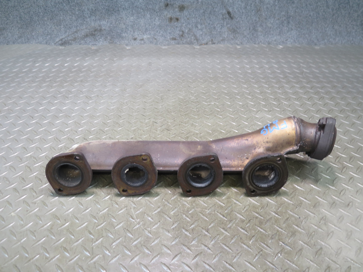 2002-2005 Mercedes W463 G500 M113 Right Exhaust Manifold