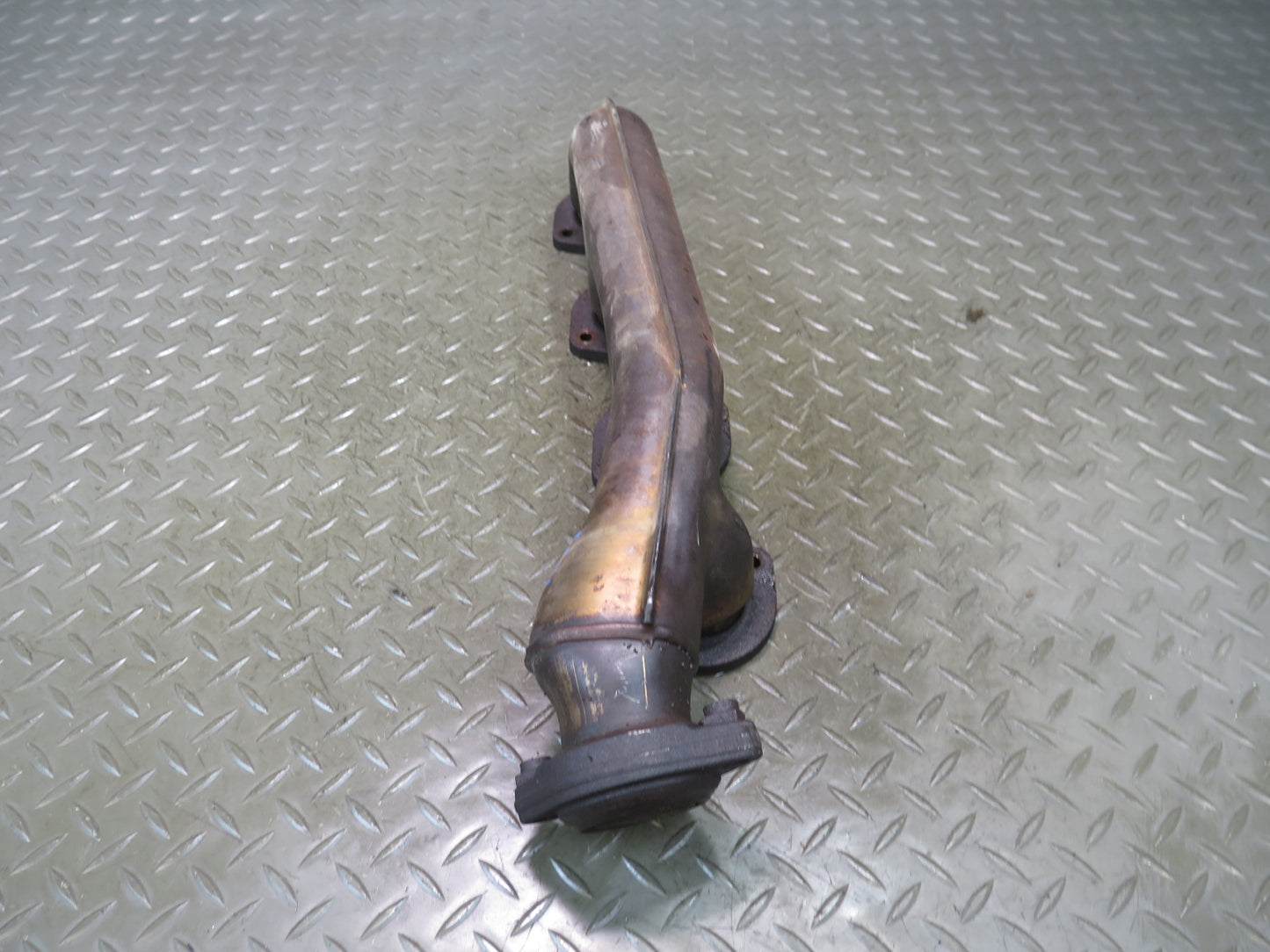 2002-2005 Mercedes W463 G500 M113 Right Exhaust Manifold