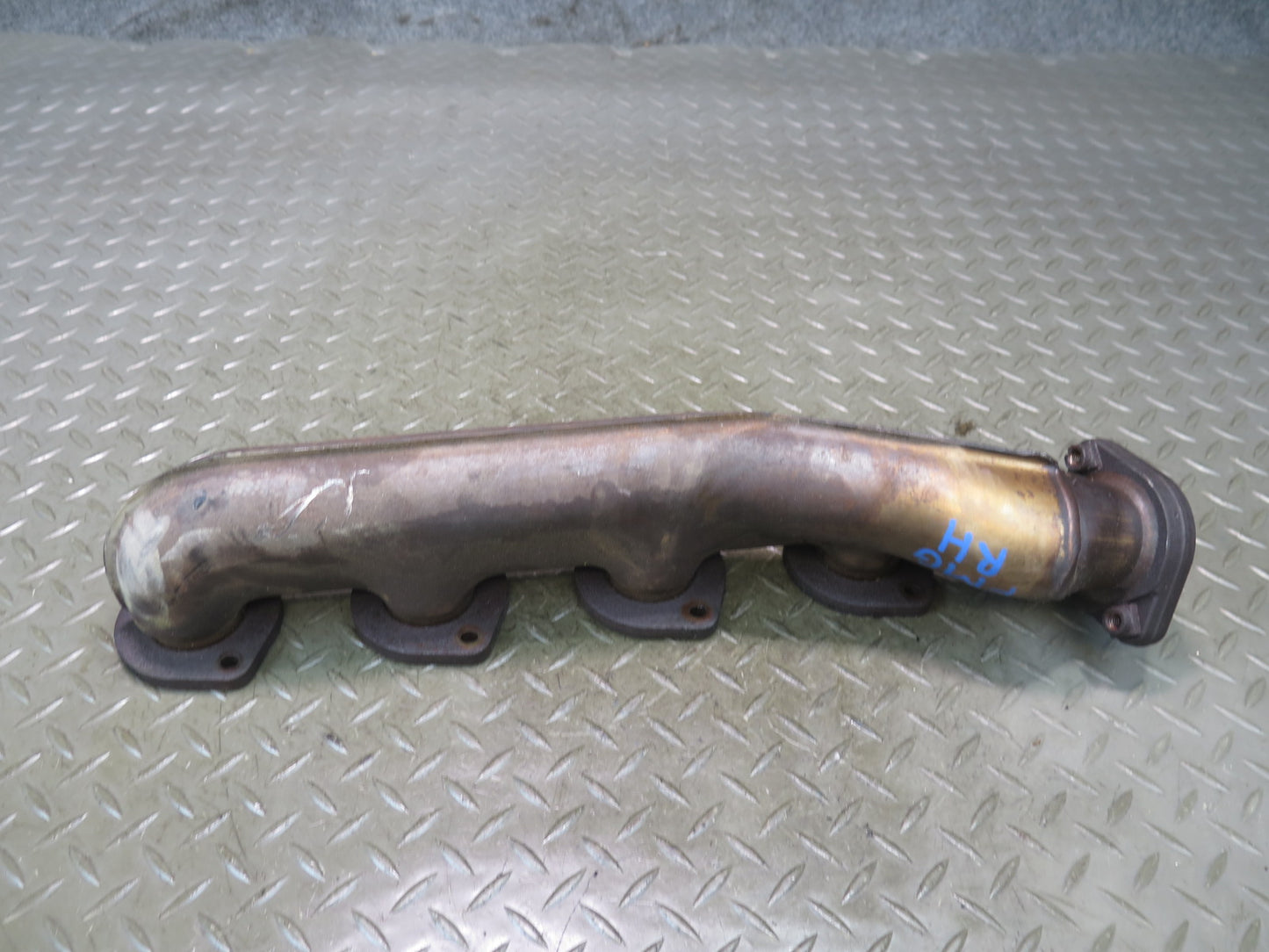 2002-2005 Mercedes W463 G500 M113 Right Exhaust Manifold