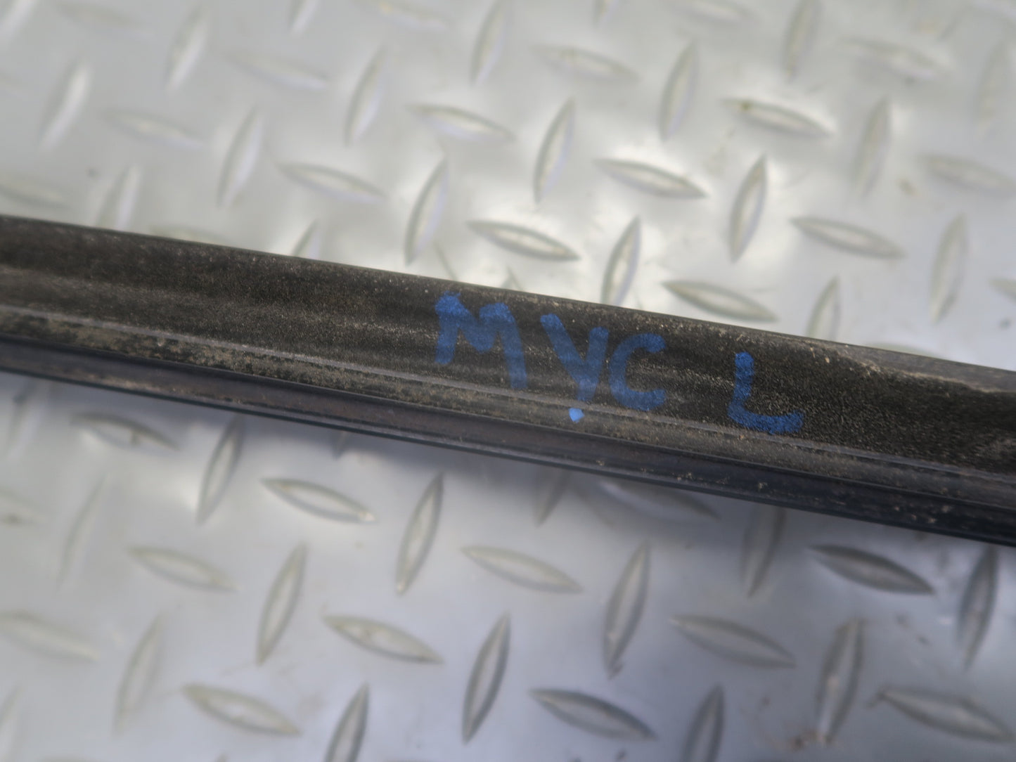 09-15 Mini R57 Convertible Left Side Fender Door Quarter Panel Molding Set OEM