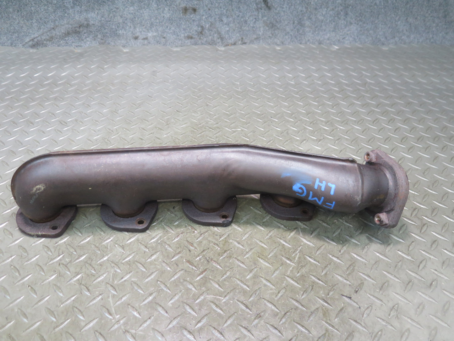 2002-2005 Mercedes W463 G500 M113 Left Exhaust Manifold