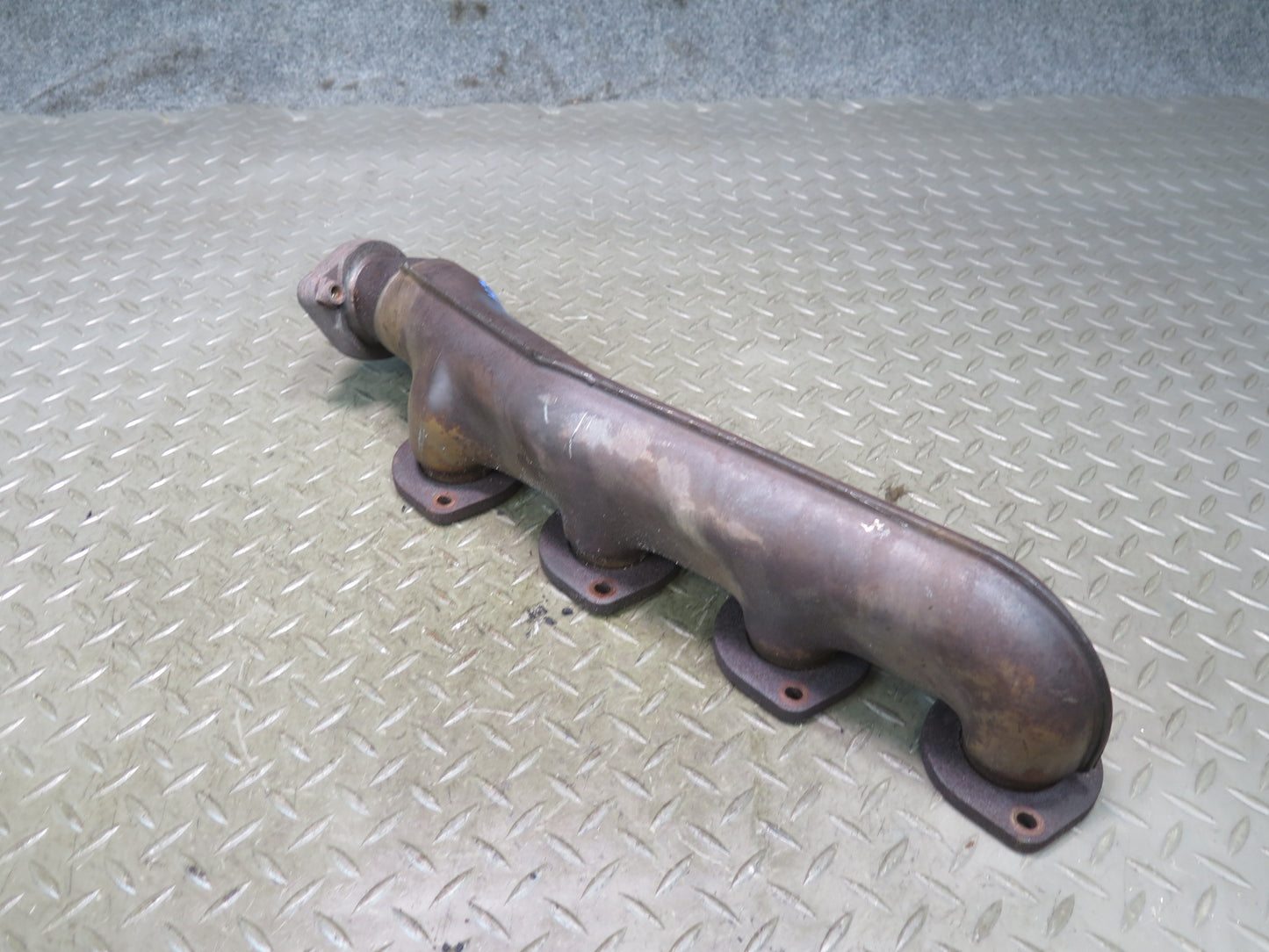 2002-2005 Mercedes W463 G500 M113 Left Exhaust Manifold