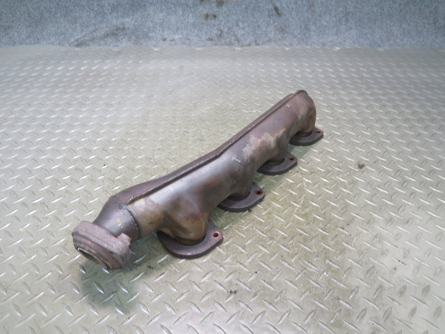 2002-2005 Mercedes W463 G500 M113 Left Exhaust Manifold