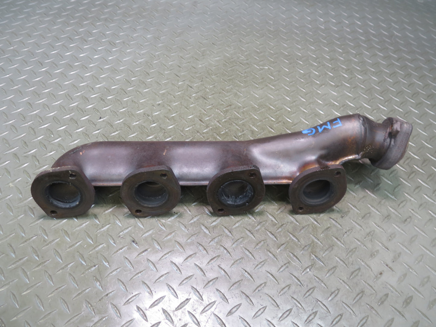 2002-2005 Mercedes W463 G500 M113 Left Exhaust Manifold