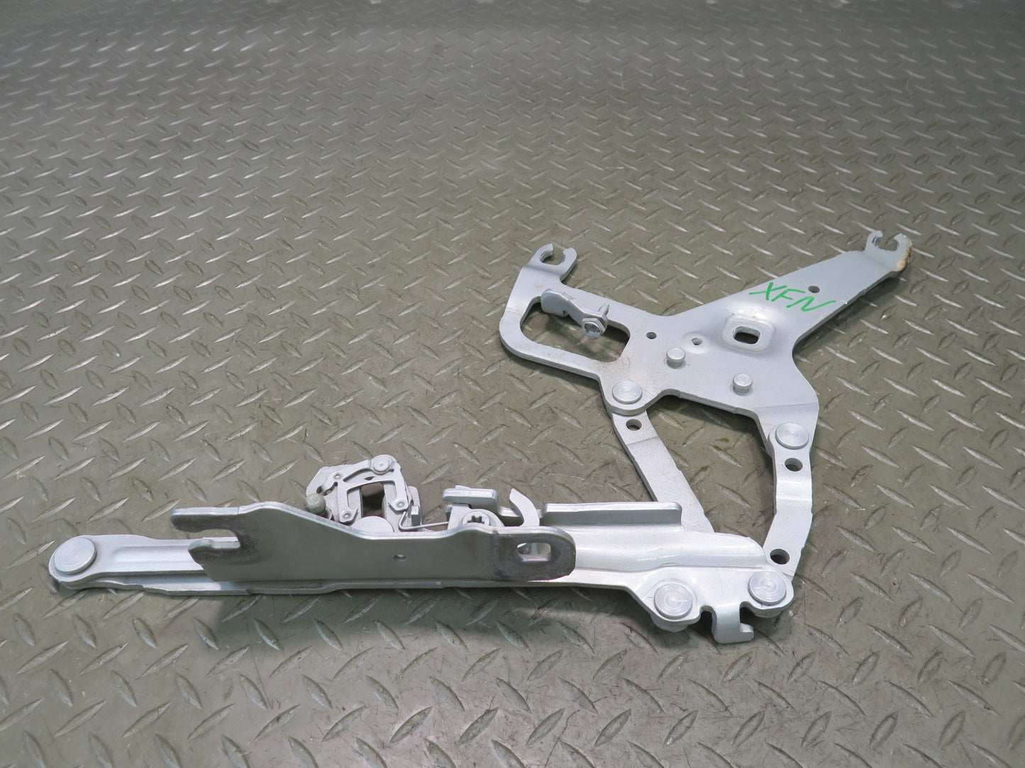 2014-2018 BMW F15 X5 Front Left & Right Hood Hinge Silver Set of 2