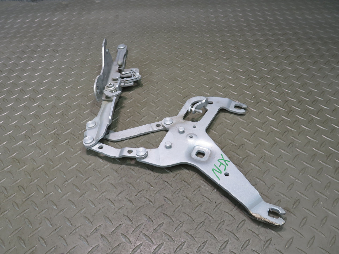 2014-2018 BMW F15 X5 Front Left & Right Hood Hinge Silver Set of 2