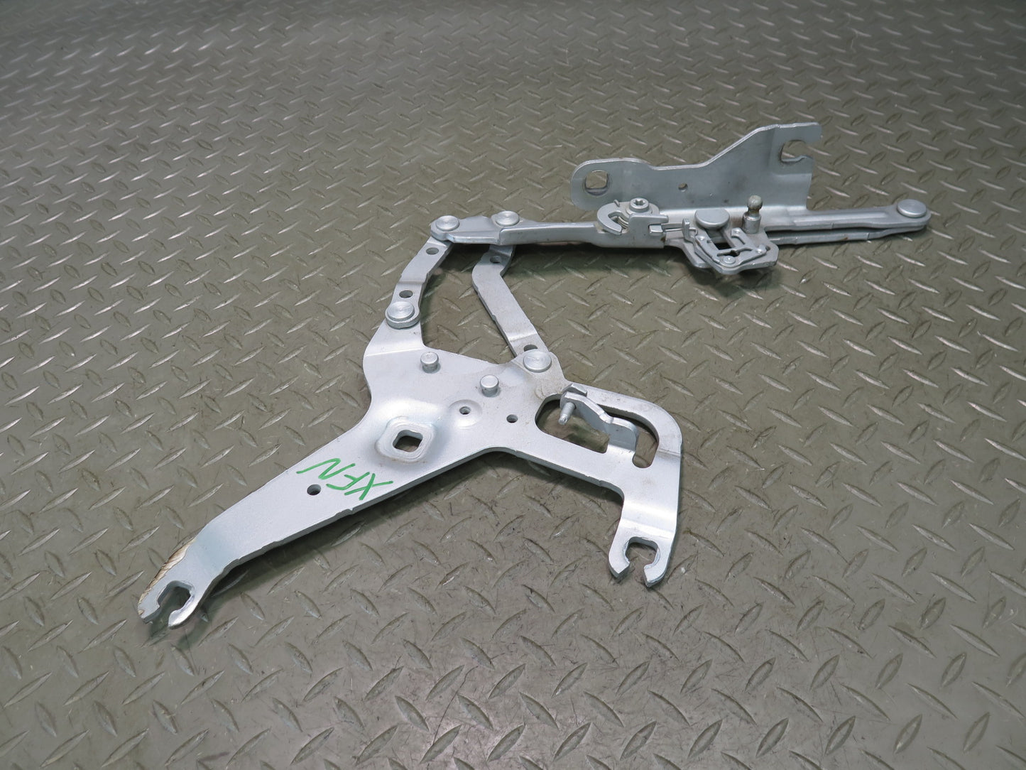 2014-2018 BMW F15 X5 Front Left & Right Hood Hinge Silver Set of 2