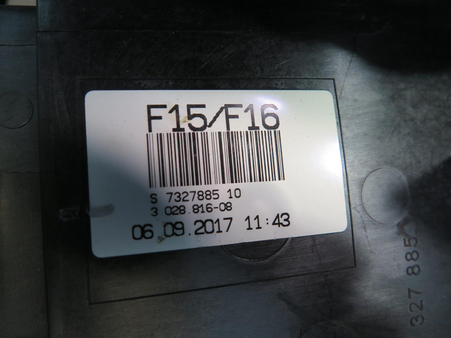 2014-2018 BMW F15 X5 Fuel Evap Vapor Charcoal Canister 7327885