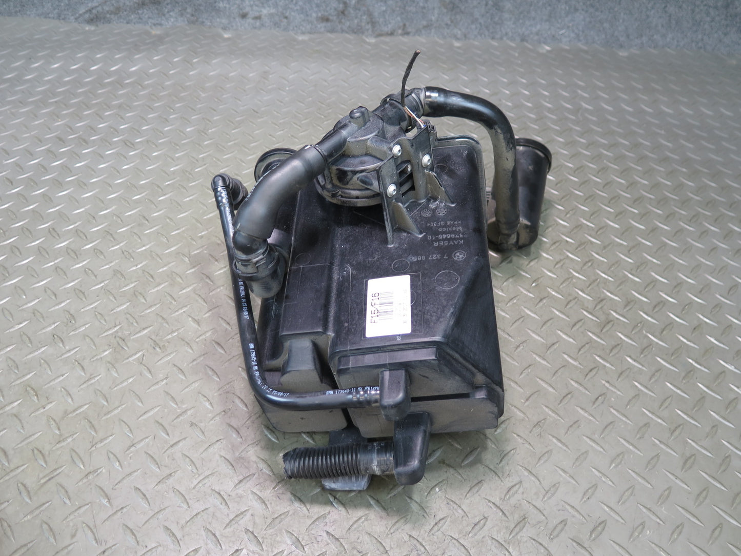 2014-2018 BMW F15 X5 Fuel Evap Vapor Charcoal Canister 7327885