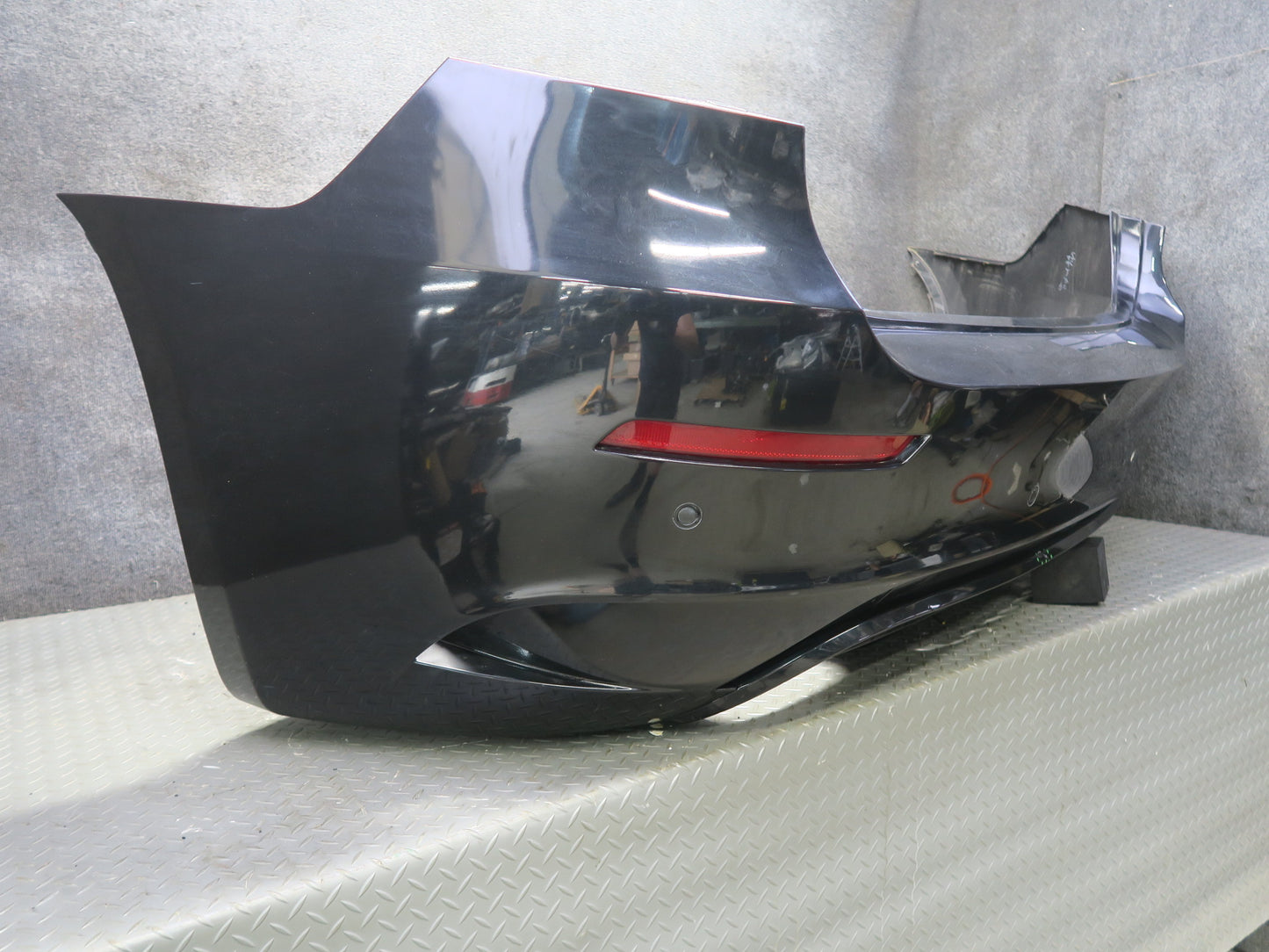 2010-2014 BMW E71 X6M Rear Bumper Cover w PDC Sensors Black Sapphire Metallic