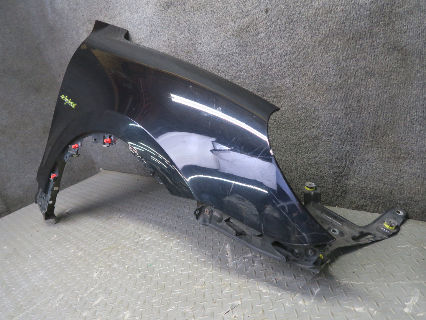 2015-2018 Porsche Cayenne 958 Front Right Pass Side Fender Panel Cover Black