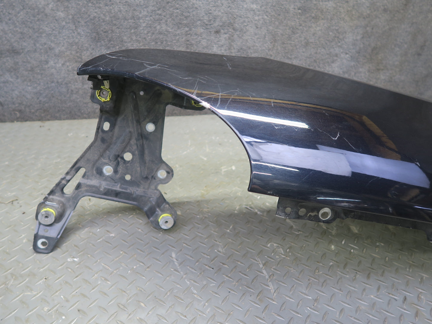2015-2018 Porsche Cayenne 958 Front Right Pass Side Fender Panel Cover Black