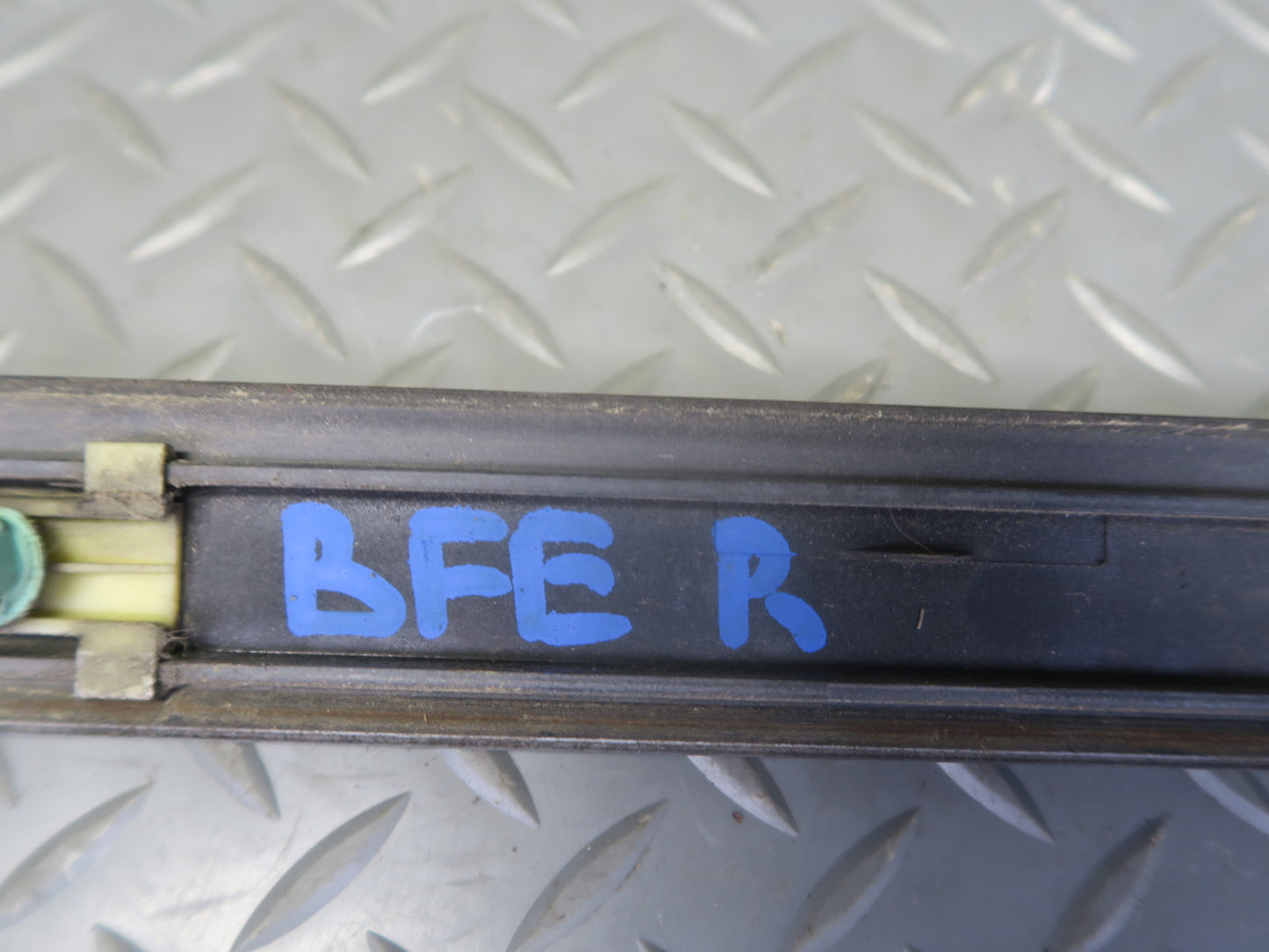 97-03 BMW E39 540ia Sedan Set of 3 Right Side Door Fender Trim Molding Cover OEM