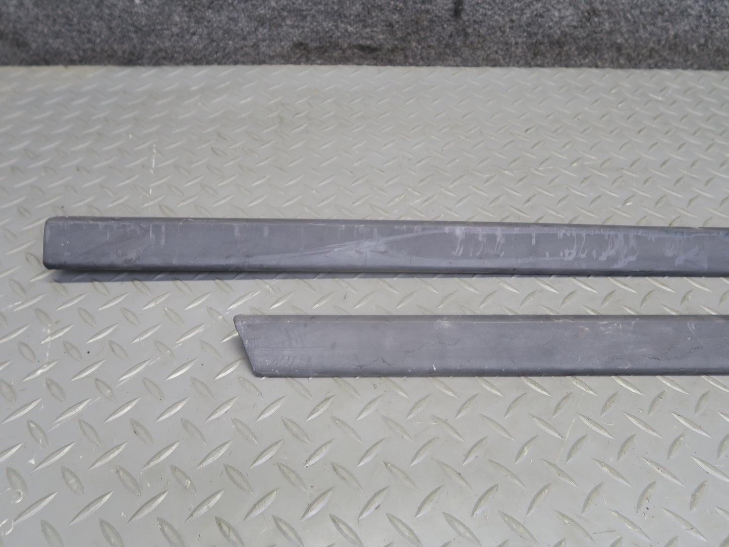 97-03 BMW E39 540ia Sedan Set of 3 Right Side Door Fender Trim Molding Cover OEM