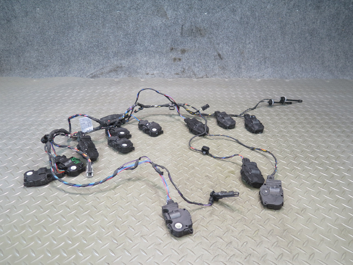 2014-2018 BMW F15 X5 A/C Heater Flap Door Actuator Motor Wiring Set
