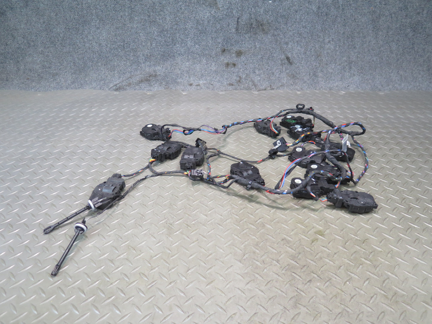 2014-2018 BMW F15 X5 A/C Heater Flap Door Actuator Motor Wiring Set