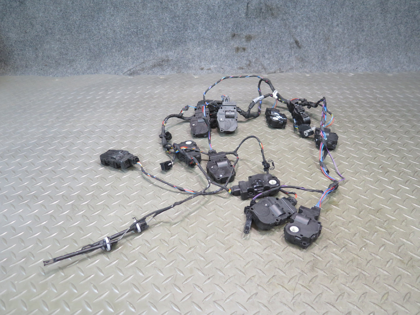 2014-2018 BMW F15 X5 A/C Heater Flap Door Actuator Motor Wiring Set